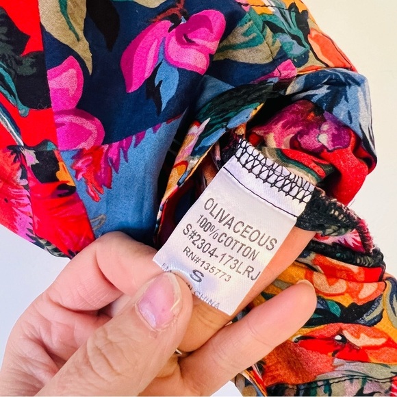 Olivaceous Flower Gorgeous Romper Small - Picture 5 of 9